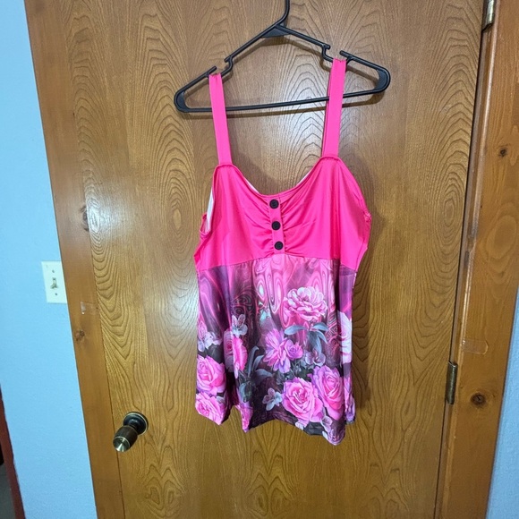Vibrant Pink Floral Women's Tank Top - Picture 1 of 4